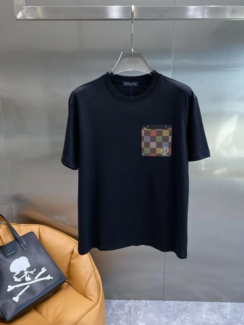 OnTrend Louis Vuitton T-Shirts 135686