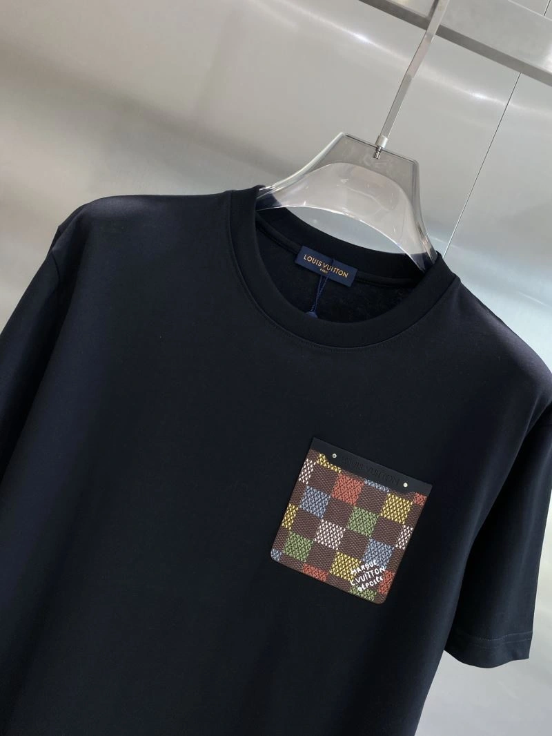 OnTrend Louis Vuitton T-Shirts 135686