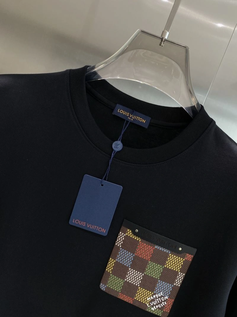 OnTrend Louis Vuitton T-Shirts 135686