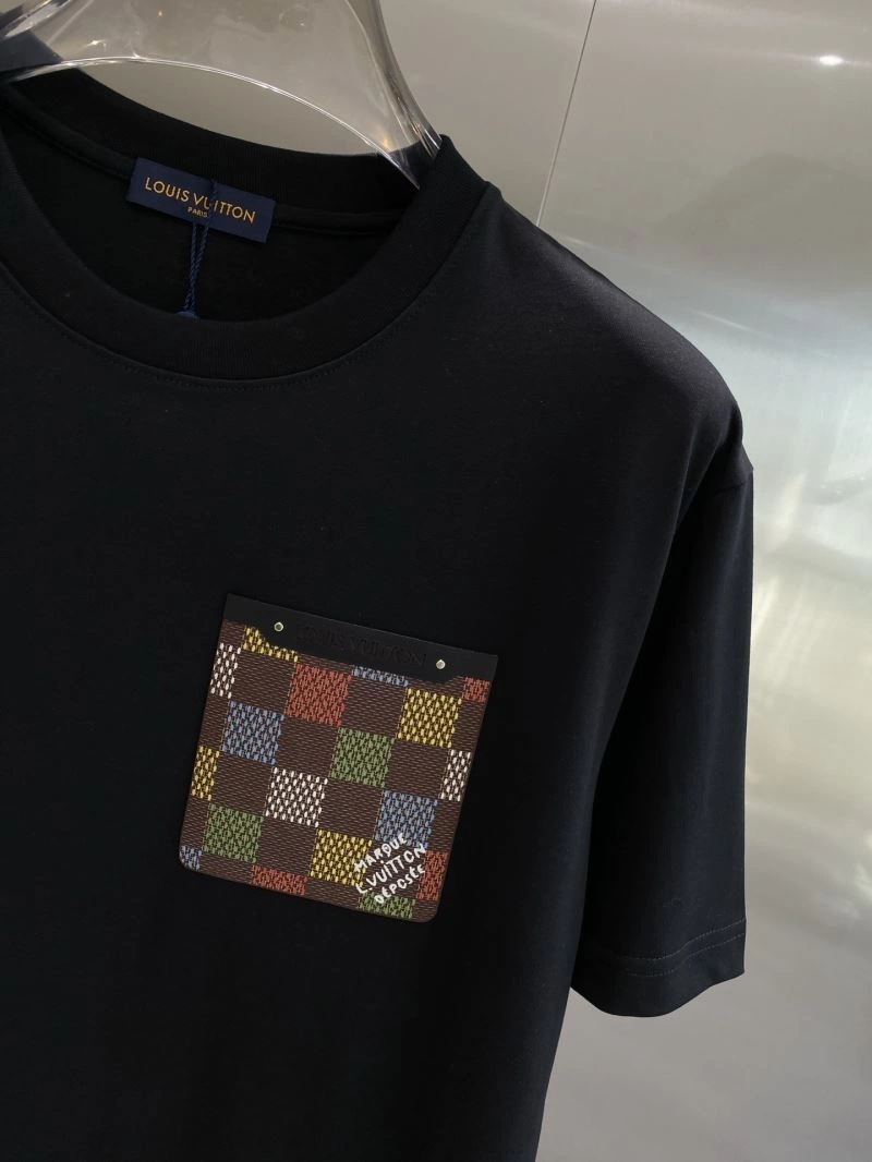OnTrend Louis Vuitton T-Shirts 135686