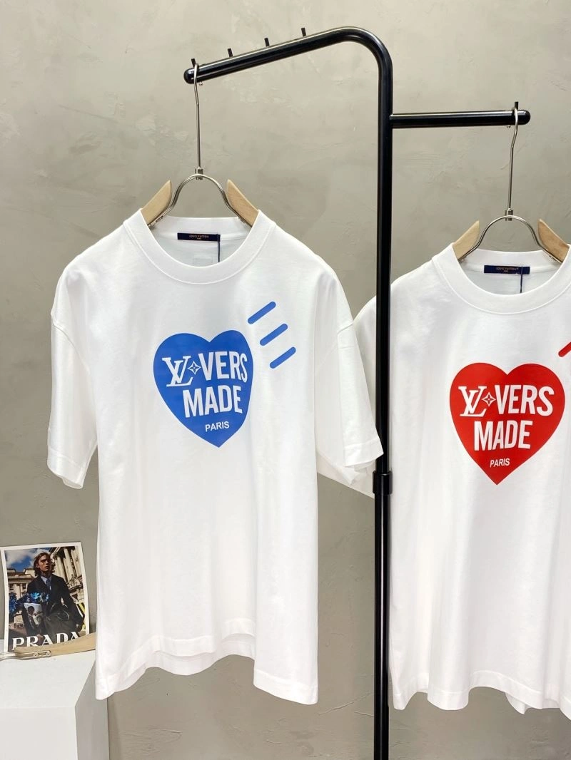 Stylish Louis Vuitton T-Shirts 135698