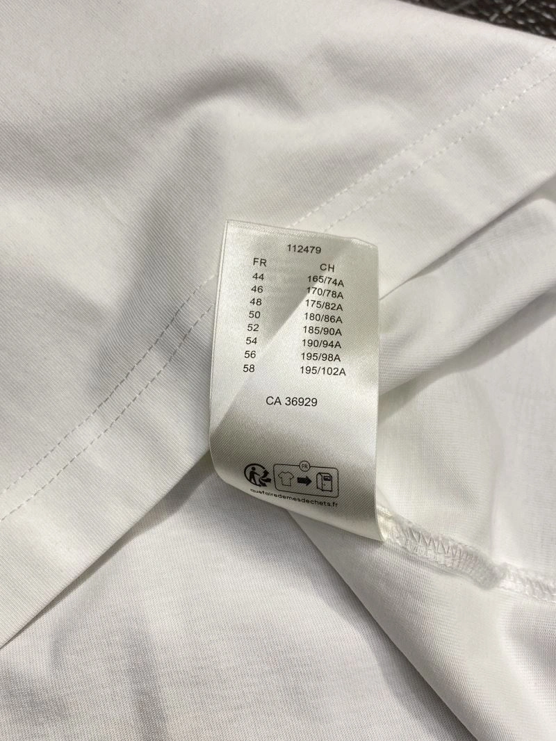 Stylish Louis Vuitton T-Shirts 135698
