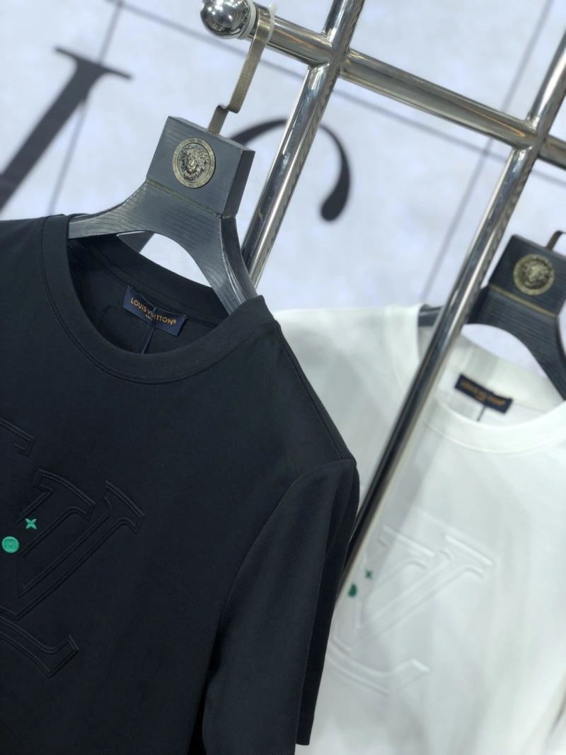 TechFriendly Louis Vuitton T-Shirts 135702