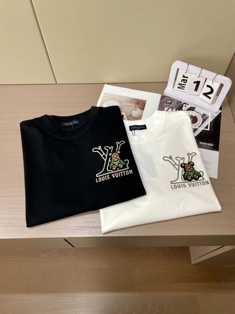 Contemporary Louis Vuitton T-Shirts 135708