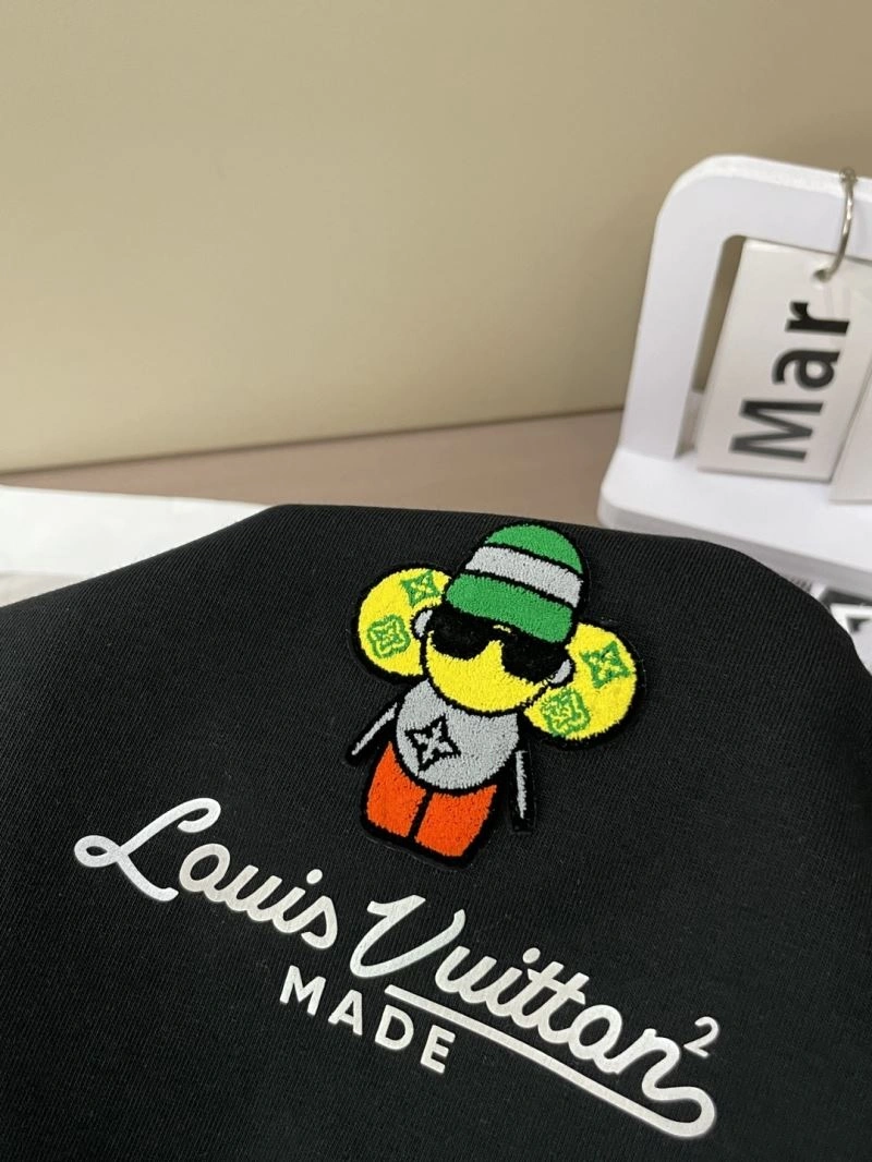 Louis Vuitton T-Shirts Snug 135704