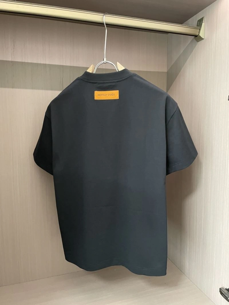 Louis Vuitton T-Shirts WrinkleFree 135680