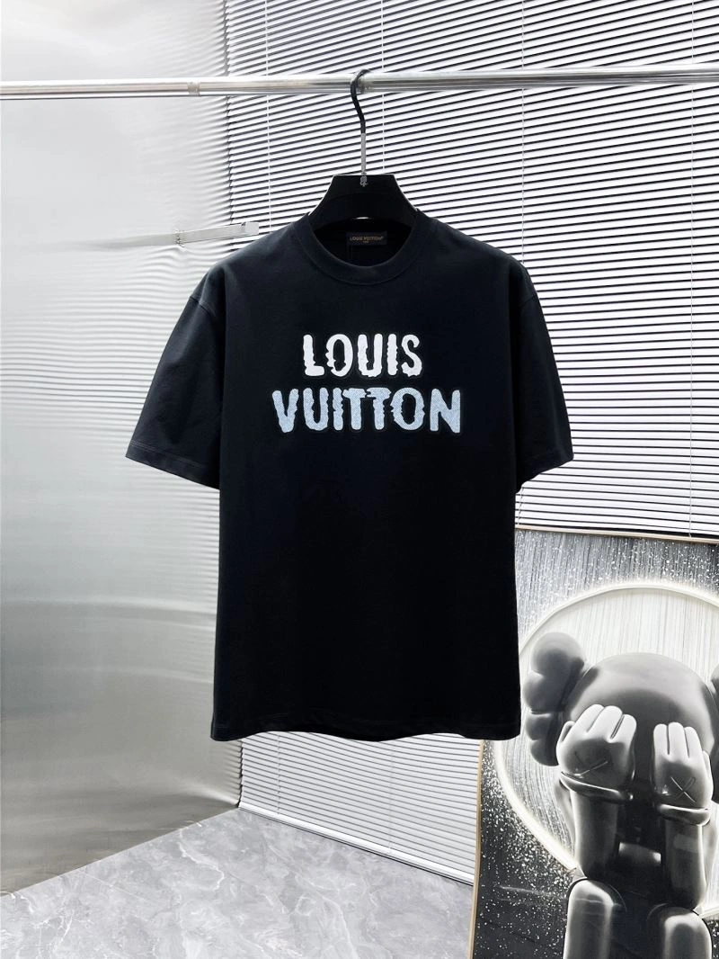 HighQuality Louis Vuitton T-Shirts 135684