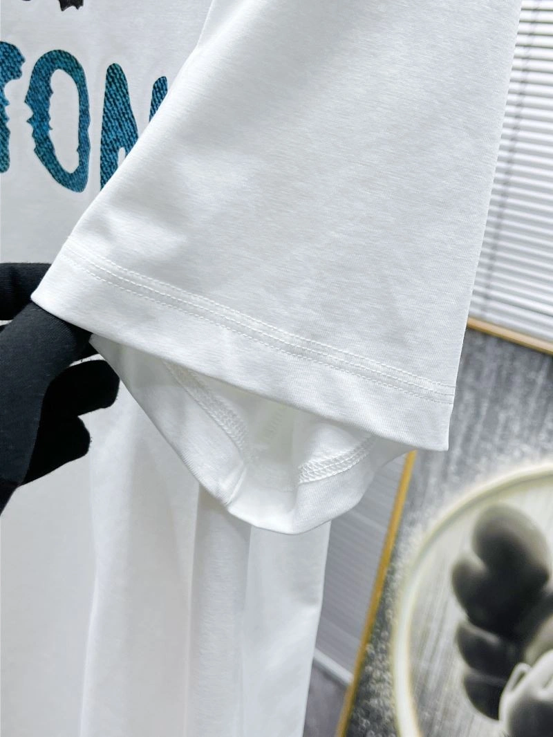 HighQuality Louis Vuitton T-Shirts 135684