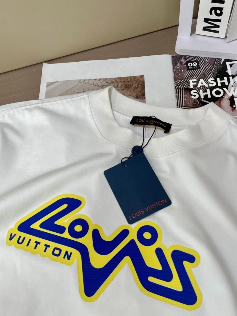 Louis Vuitton T-Shirts Unisex 135700