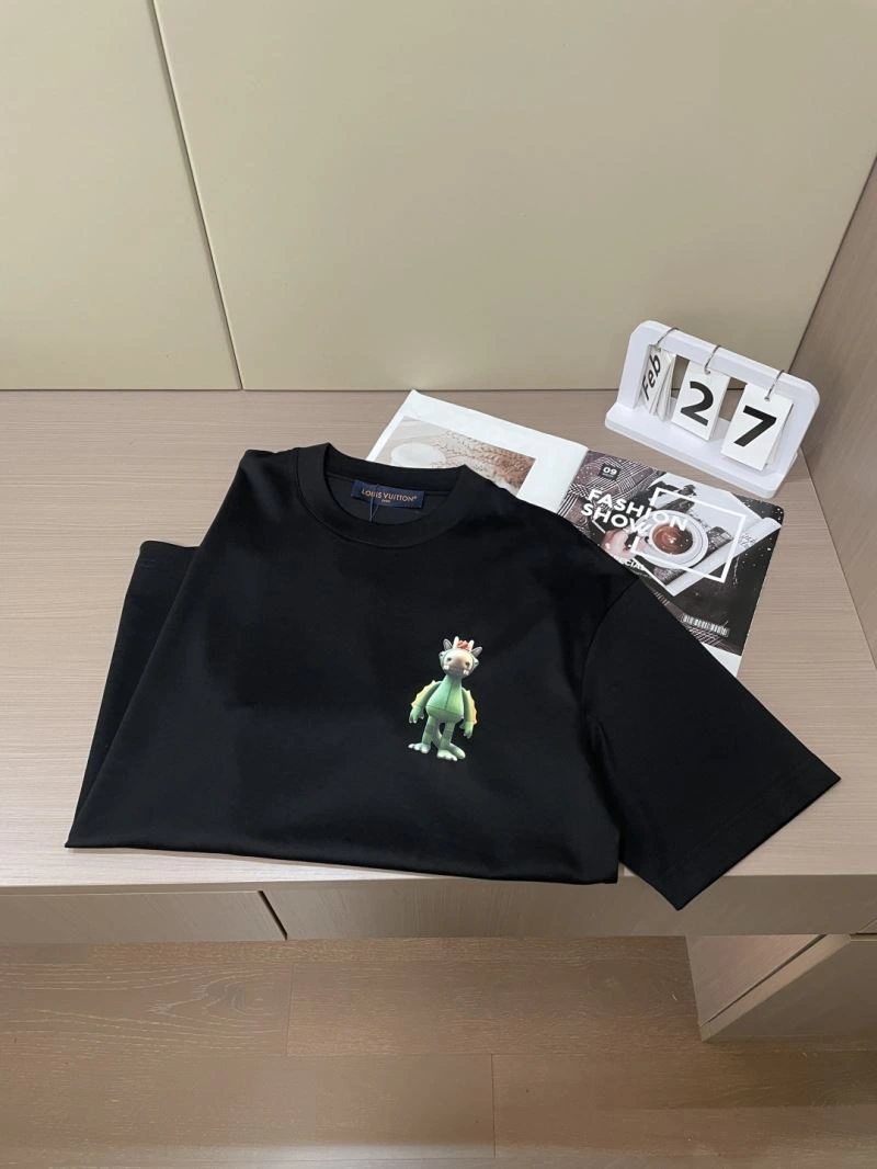 Tailored Louis Vuitton T-Shirts 135697