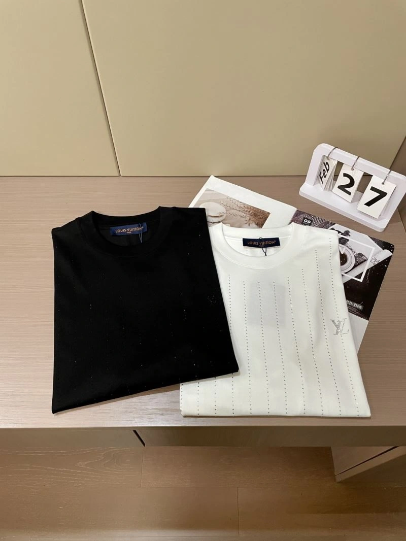 Louis Vuitton T-Shirts WellDesigned 135683
