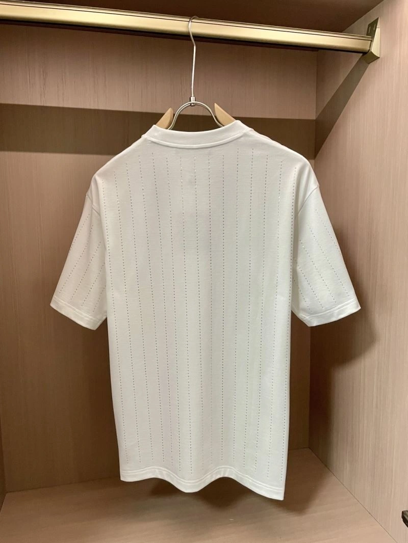 Louis Vuitton T-Shirts WellDesigned 135683