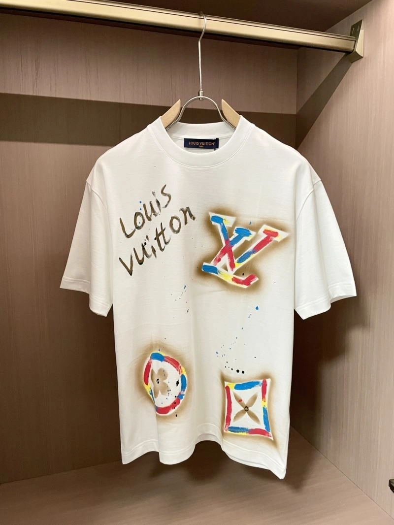 Louis Vuitton T-Shirts Soft 135693
