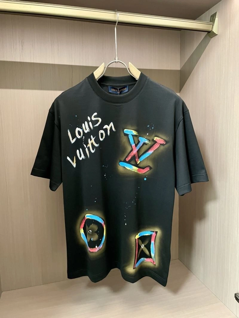 Louis Vuitton T-Shirts Soft 135693