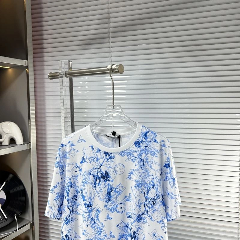 Louis Vuitton T-Shirts EasyMatch 135688