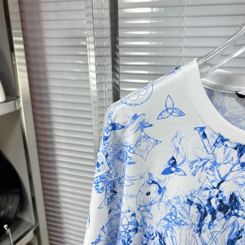 Louis Vuitton T-Shirts EasyMatch 135688
