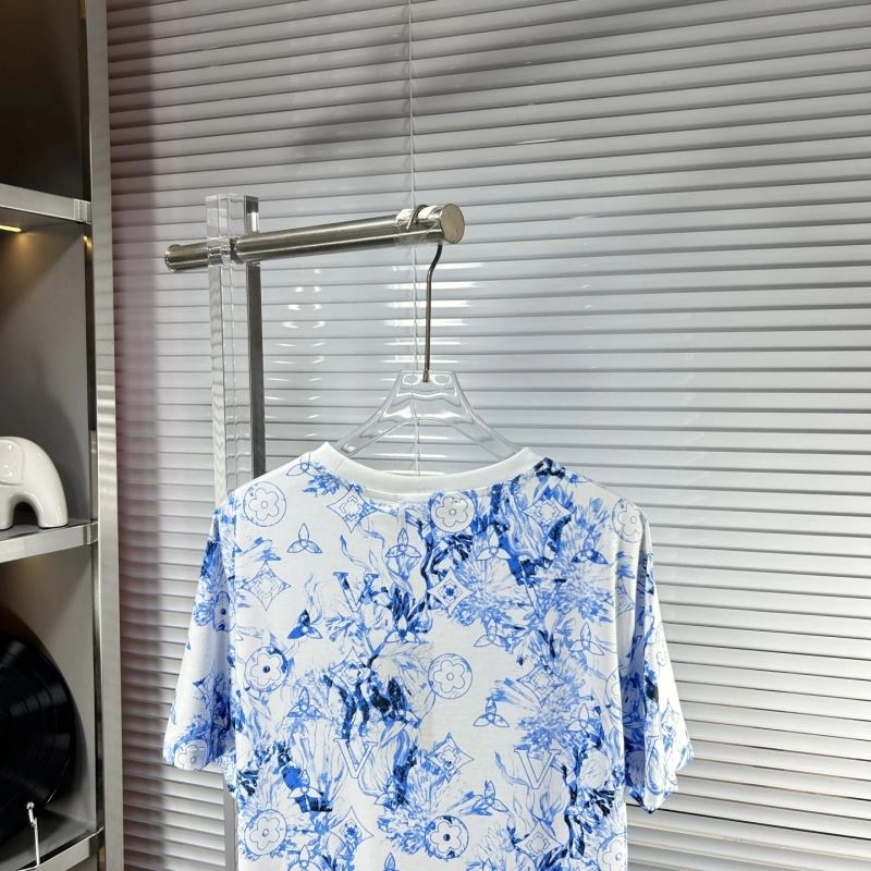 Louis Vuitton T-Shirts EasyMatch 135688