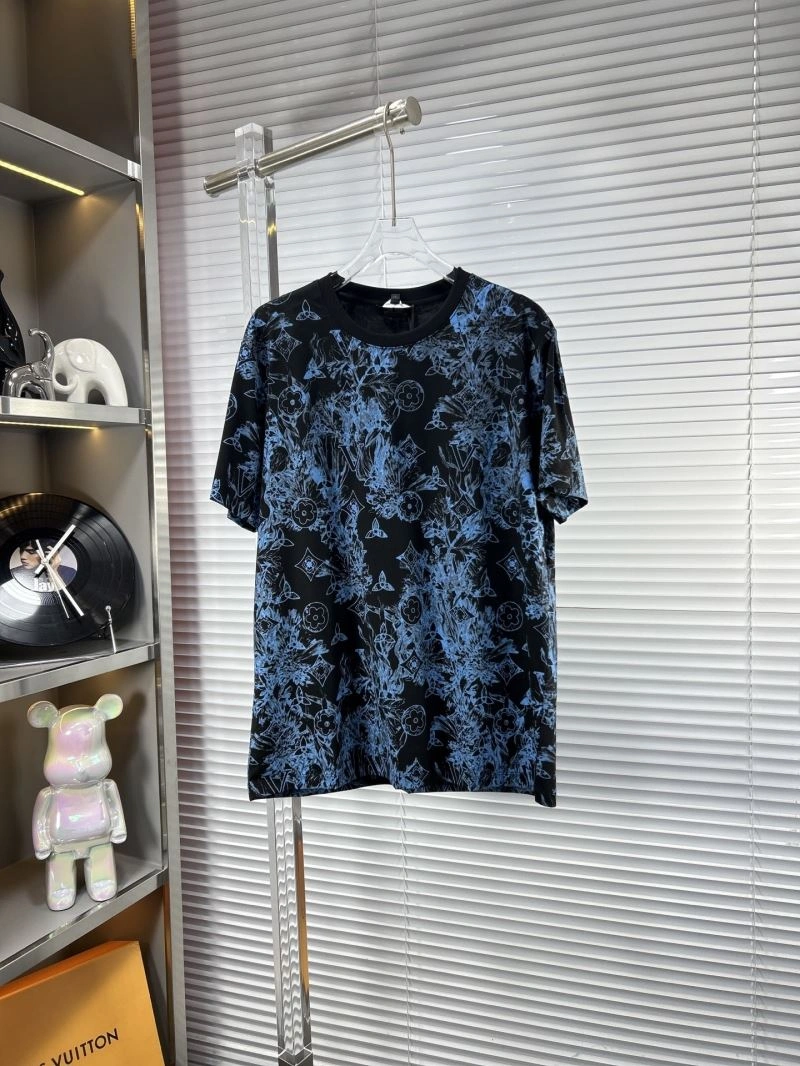 Soft Louis Vuitton T-Shirts 135701