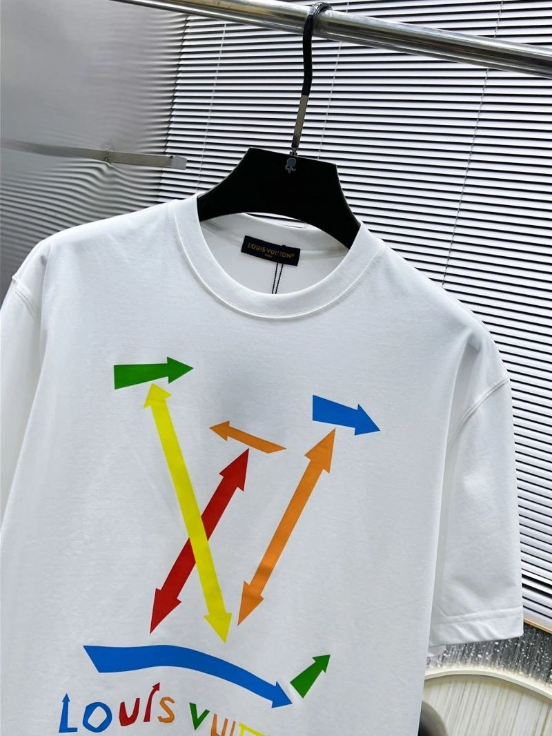 Louis Vuitton T-Shirts MultiPurpose 135689