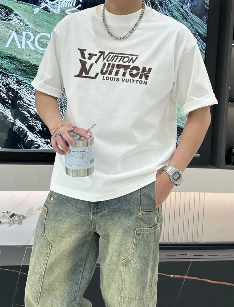 Louis Vuitton T-Shirts Contemporary 135673