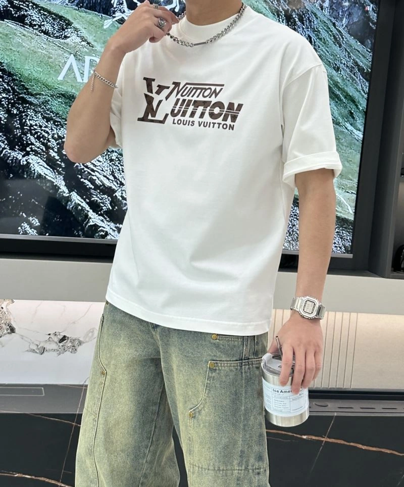 Louis Vuitton T-Shirts Contemporary 135673