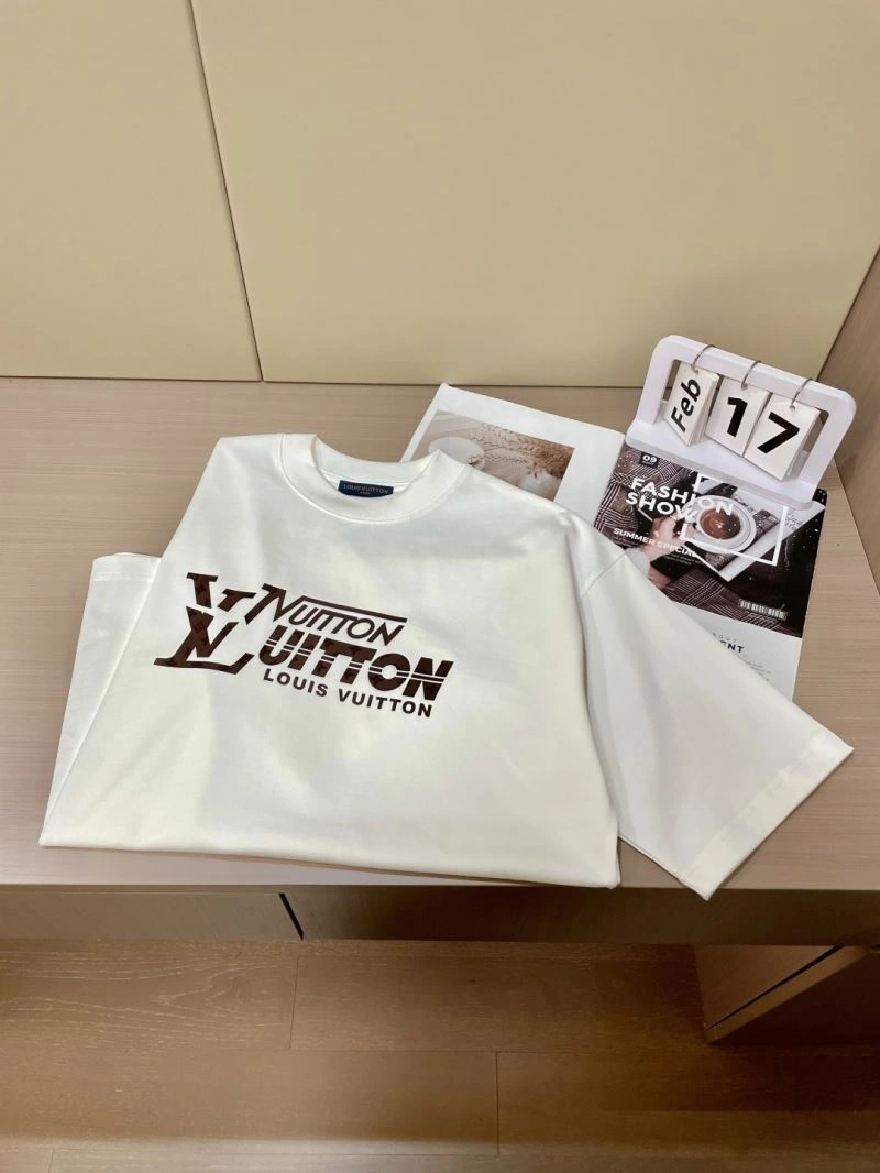 Louis Vuitton T-Shirts Contemporary 135673