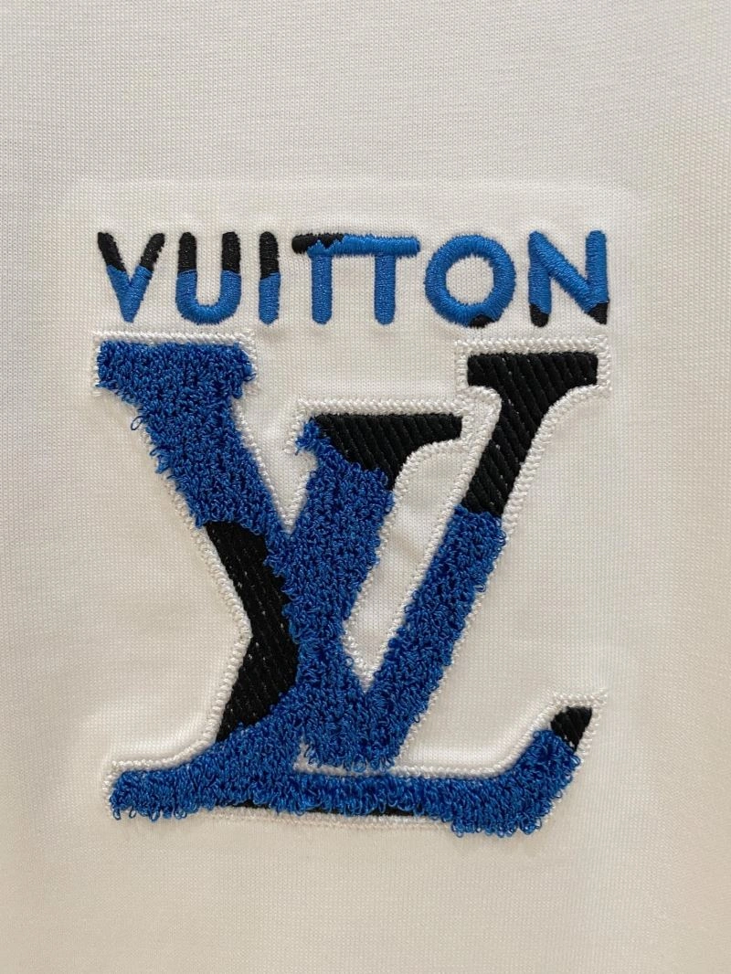 Louis Vuitton T-Shirts Chic 135670