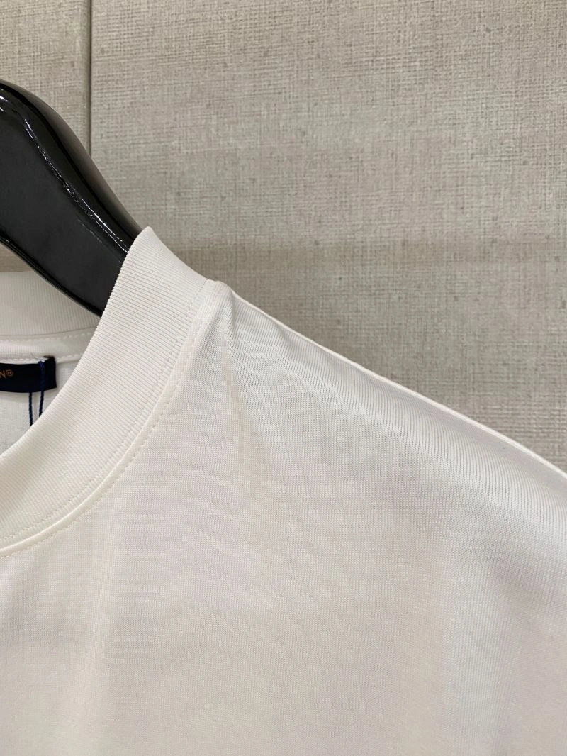 Classic Louis Vuitton T-Shirts 135669