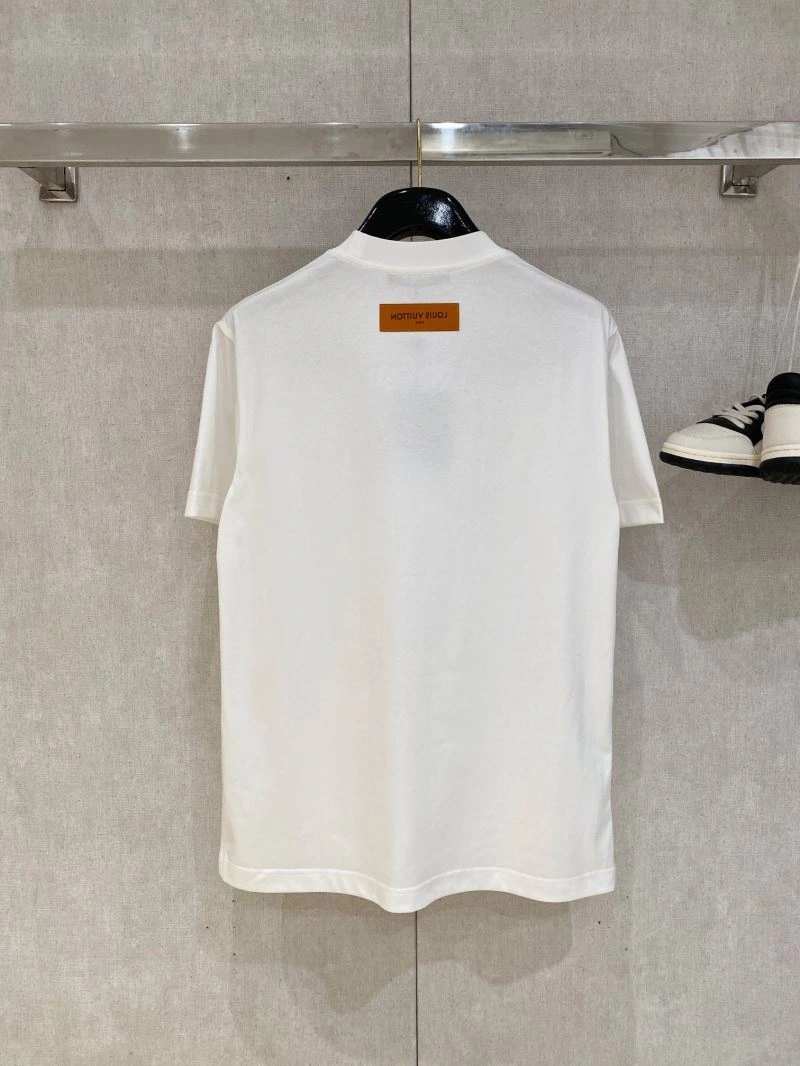 Classic Louis Vuitton T-Shirts 135669