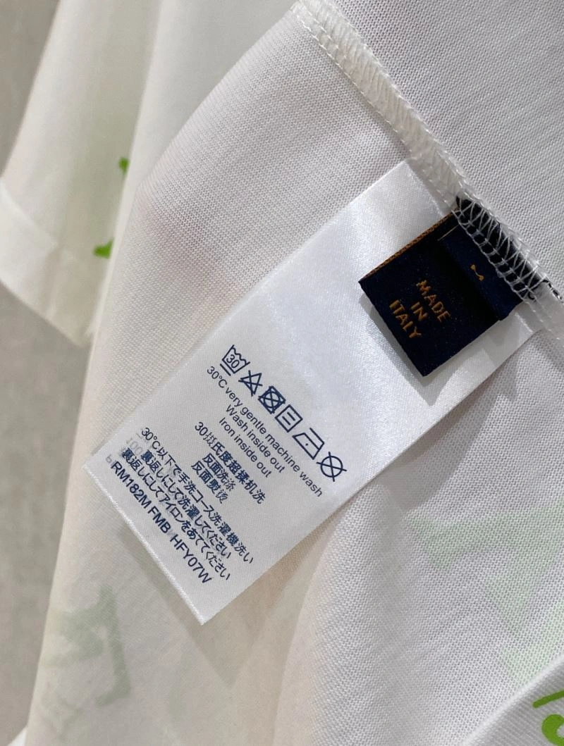 Louis Vuitton T-Shirts Resilient 135664