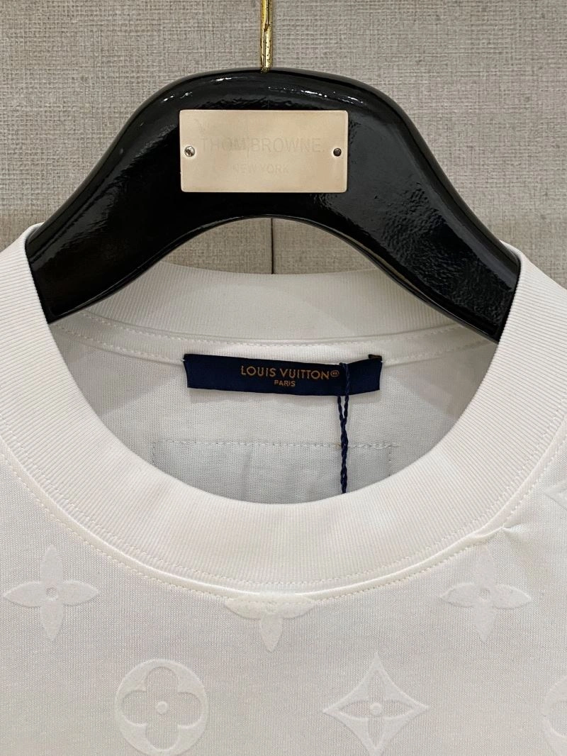 SportInspired Louis Vuitton T-Shirts 135662