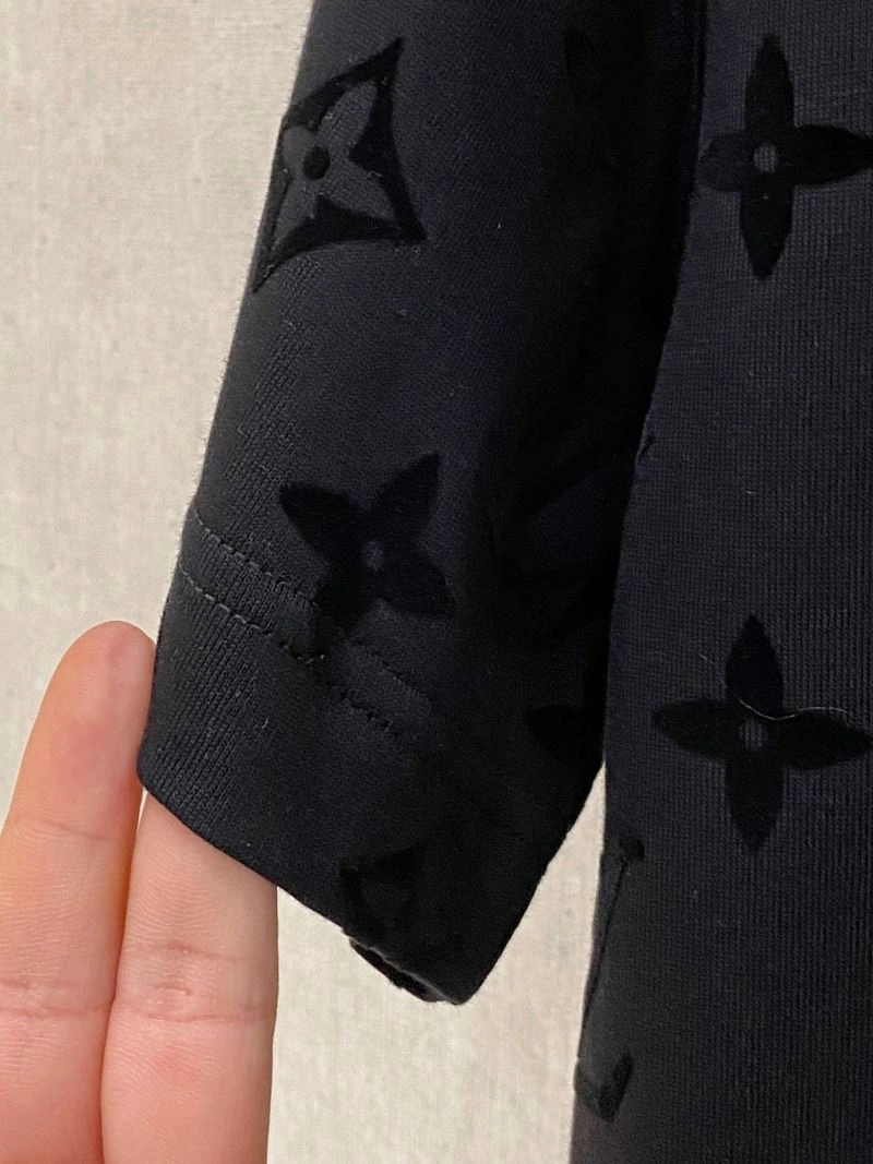 Popular Louis Vuitton T-Shirts 135656