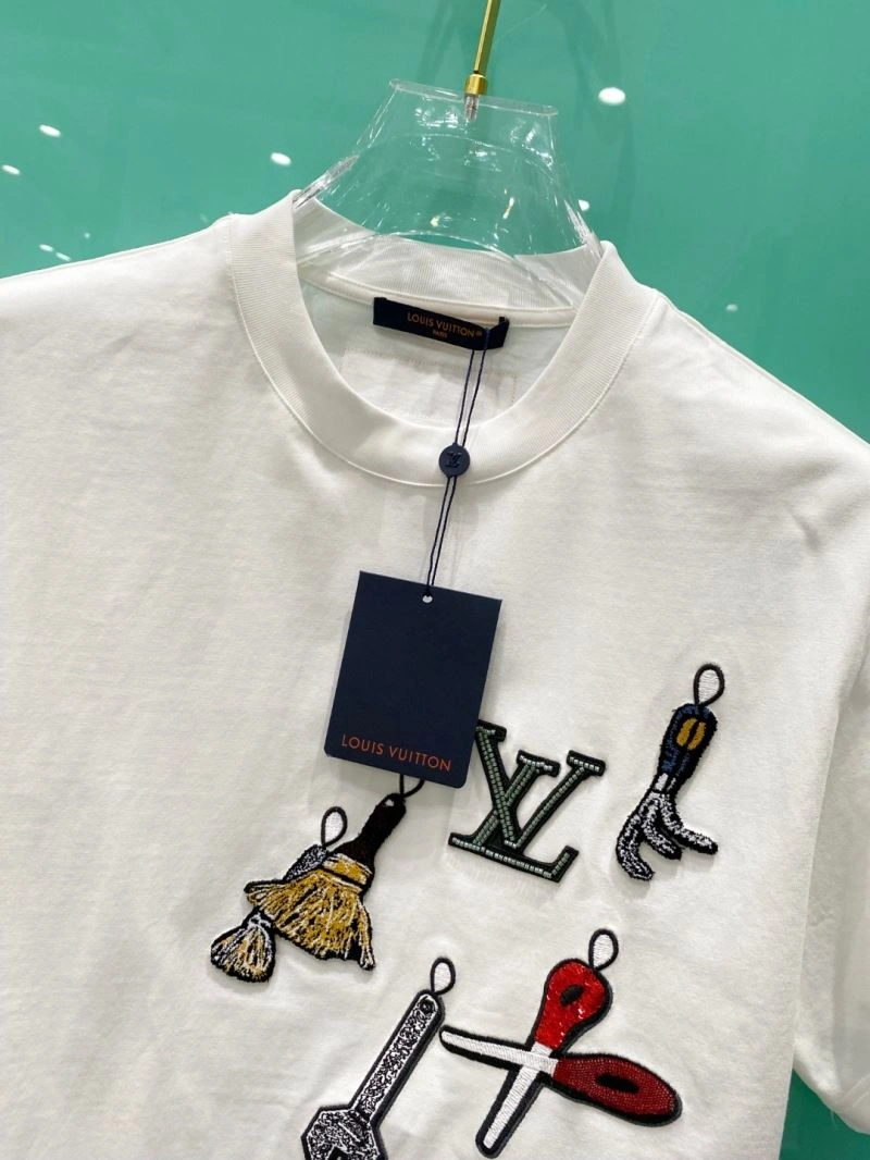 Louis Vuitton T-Shirts Efficient 135642