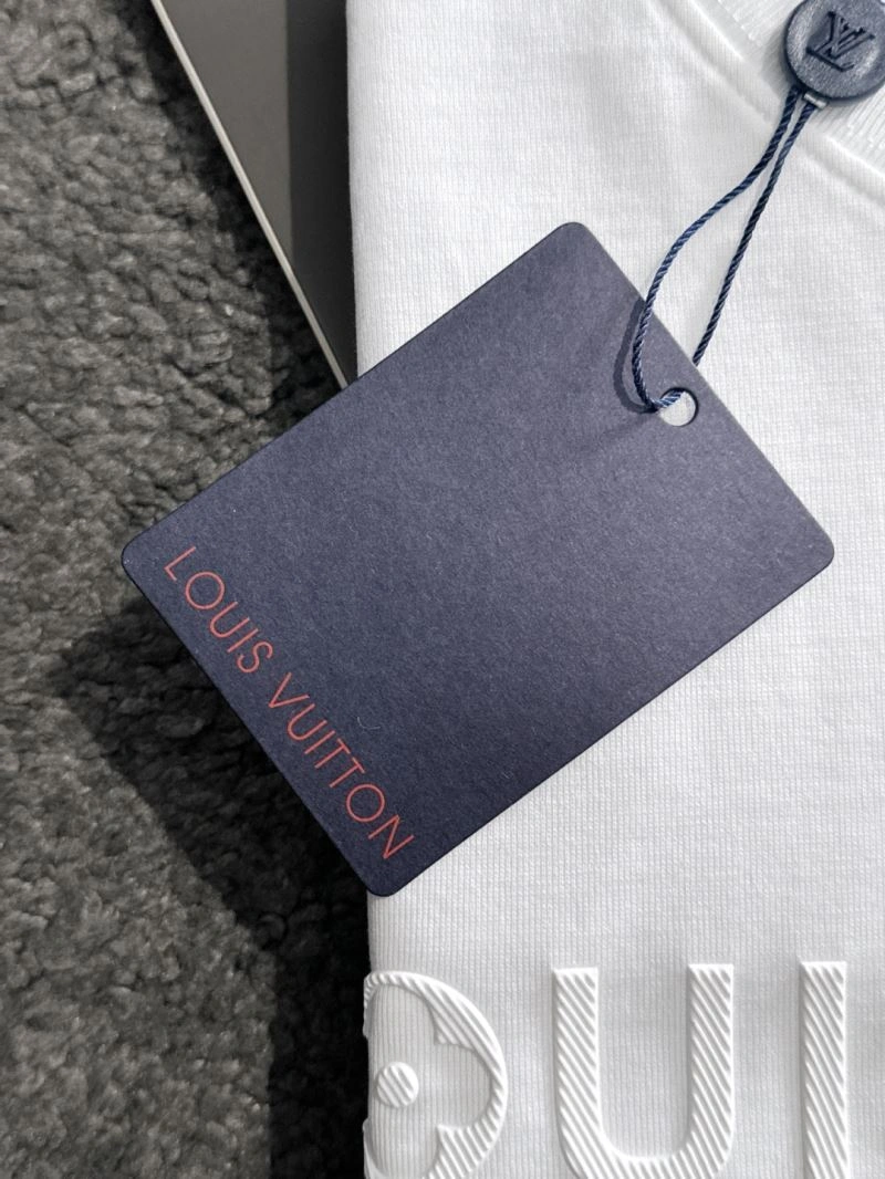 Louis Vuitton T-Shirts Comfortable 135639