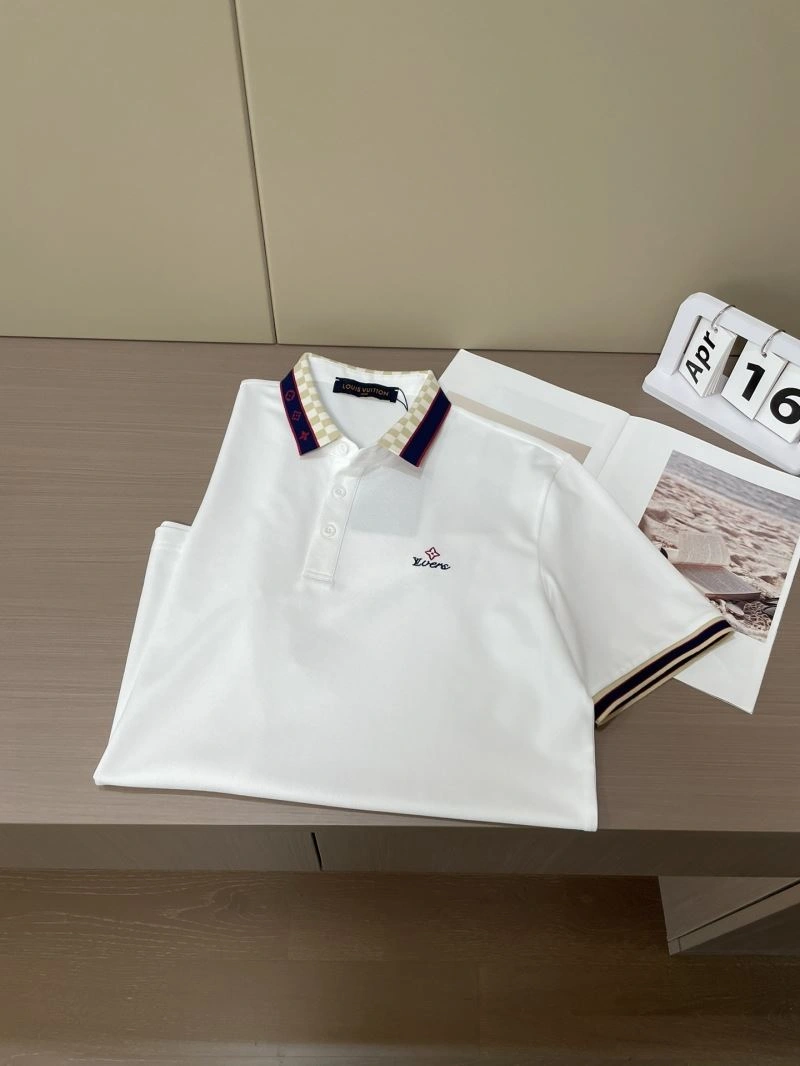 Sporty Louis Vuitton T-Shirts 135645