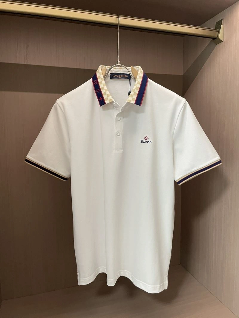 Sporty Louis Vuitton T-Shirts 135645