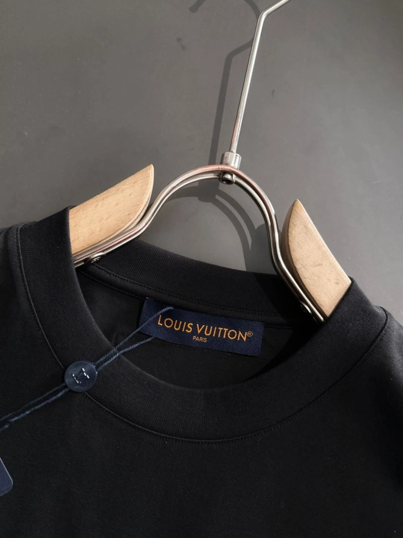 Louis Vuitton T-Shirts Reliable 135647