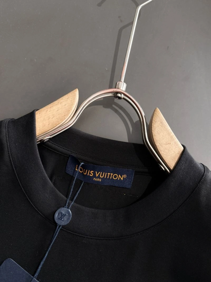 FreshLook Louis Vuitton T-Shirts 135665