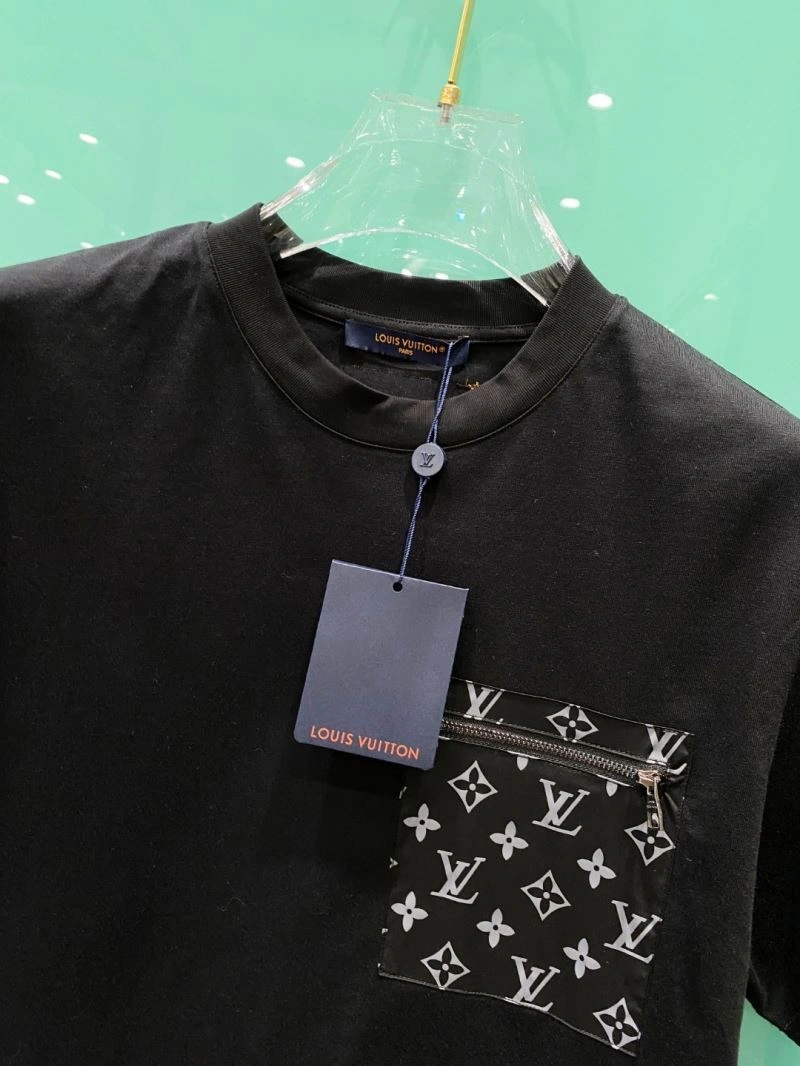 WrinkleFree Louis Vuitton T-Shirts 135652