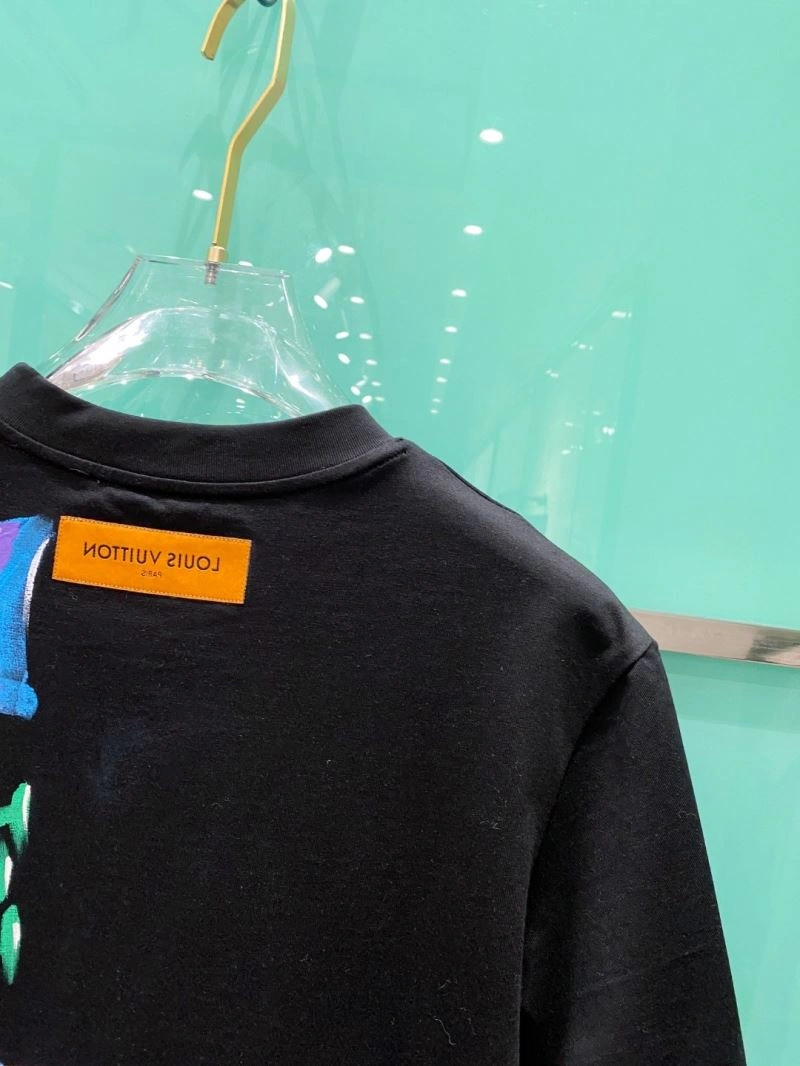 Bright Louis Vuitton T-Shirts 135659