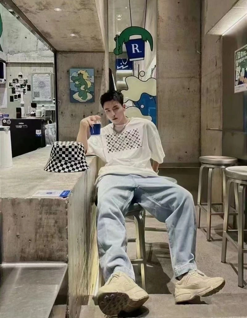 Louis Vuitton T-Shirts Tailored 135657