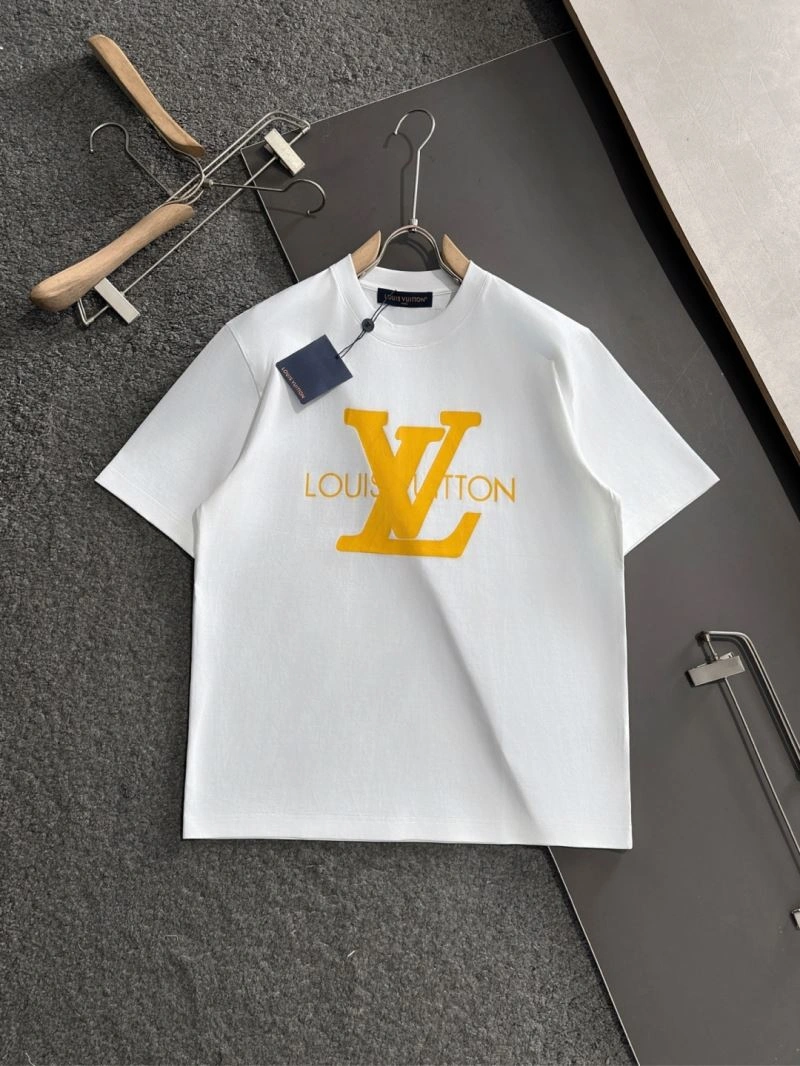 Supportive Louis Vuitton T-Shirts 135632