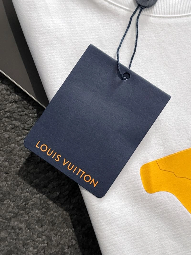Supportive Louis Vuitton T-Shirts 135632