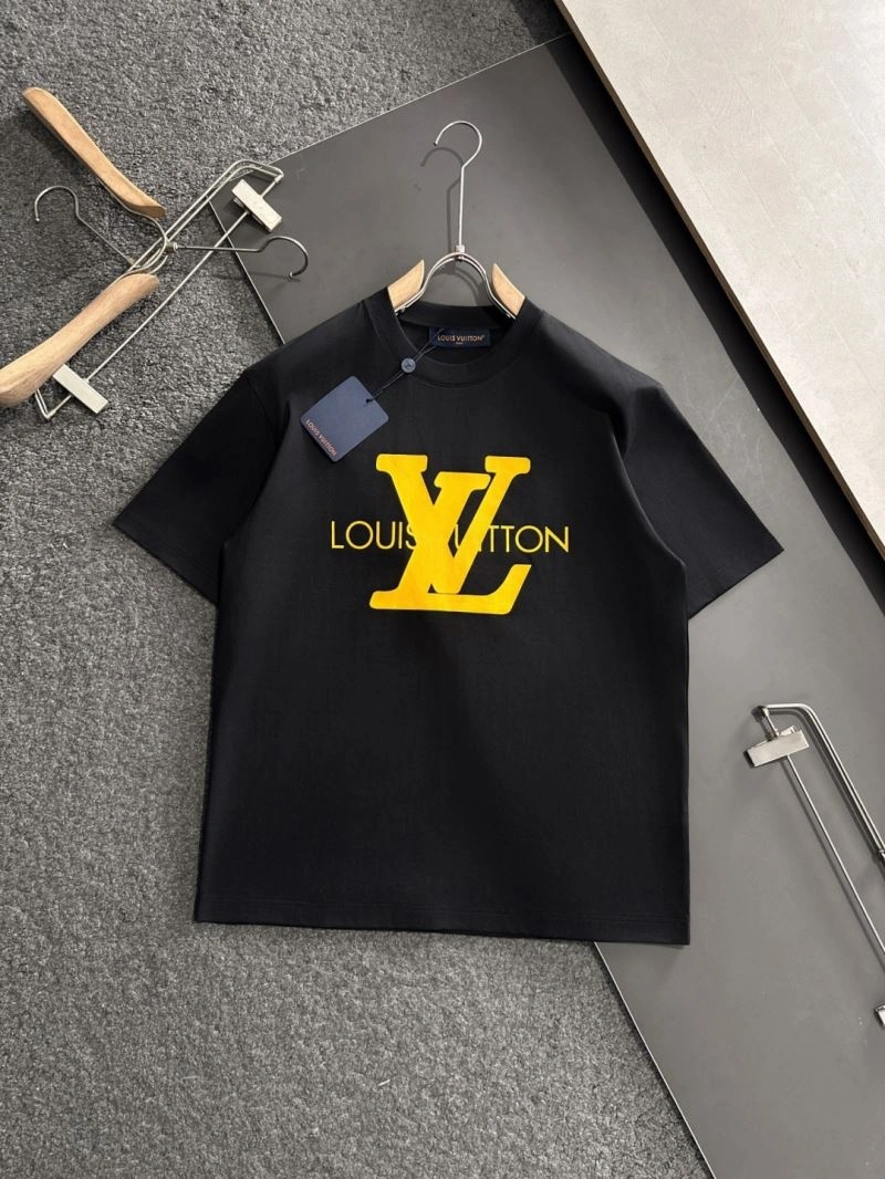 AllSeason Louis Vuitton T-Shirts 135646