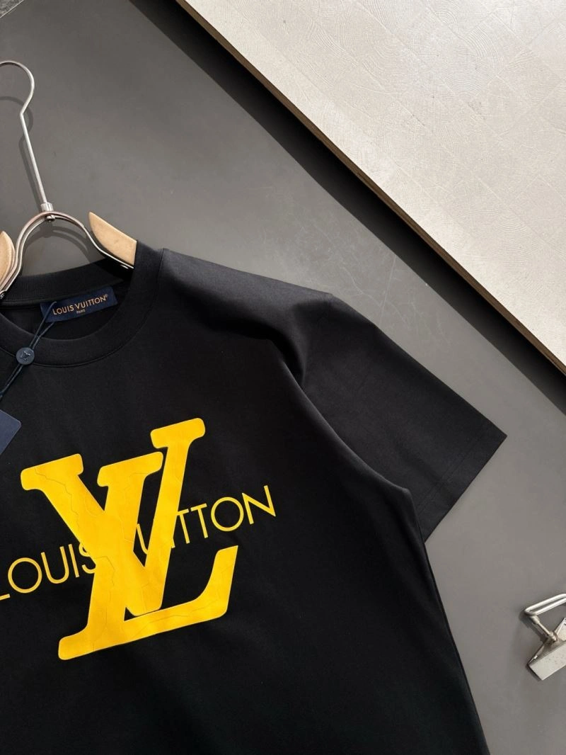 AllSeason Louis Vuitton T-Shirts 135646