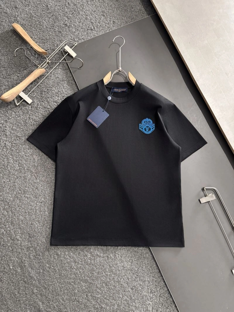 Durable Louis Vuitton T-Shirts 135644