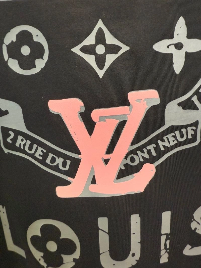 OnTrend Louis Vuitton T-Shirts 135640