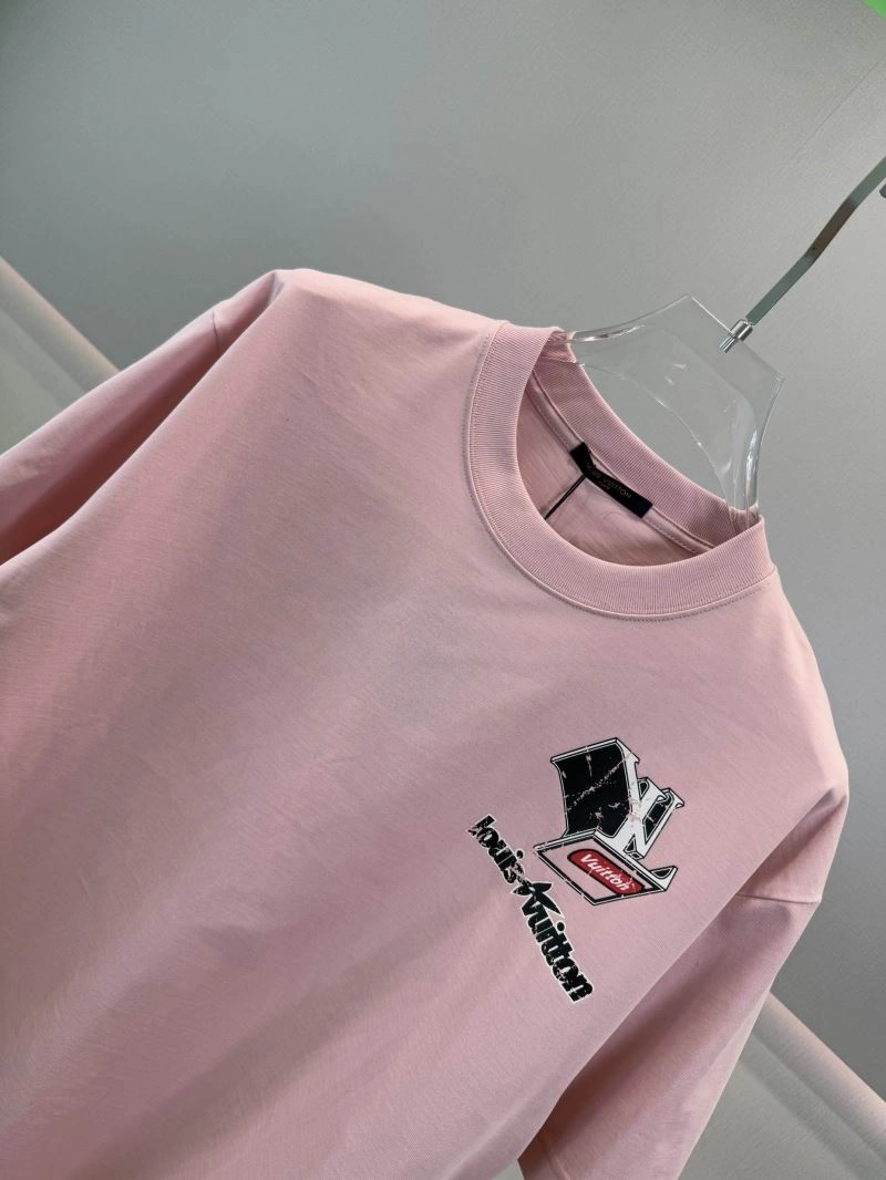 Refined Louis Vuitton T-Shirts 135625