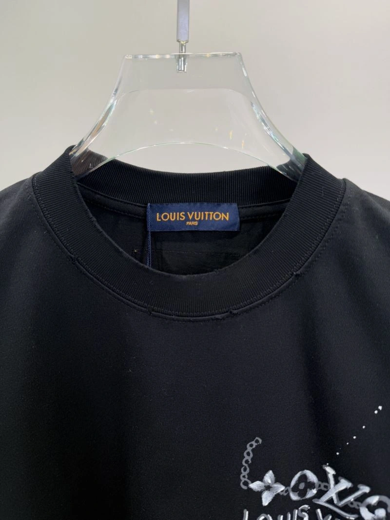Louis Vuitton T-Shirts Vibrant 135621