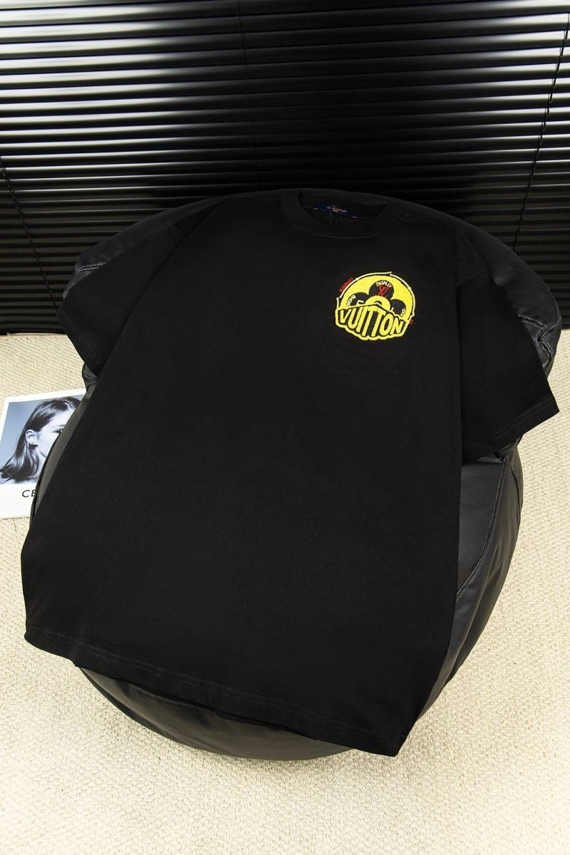 Louis Vuitton T-Shirts ZeroBulk 135619
